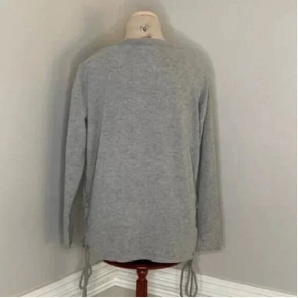 Chaser Long Sleeve Gray Dream Soft Sweater Size Medium - Picture 2 of 8